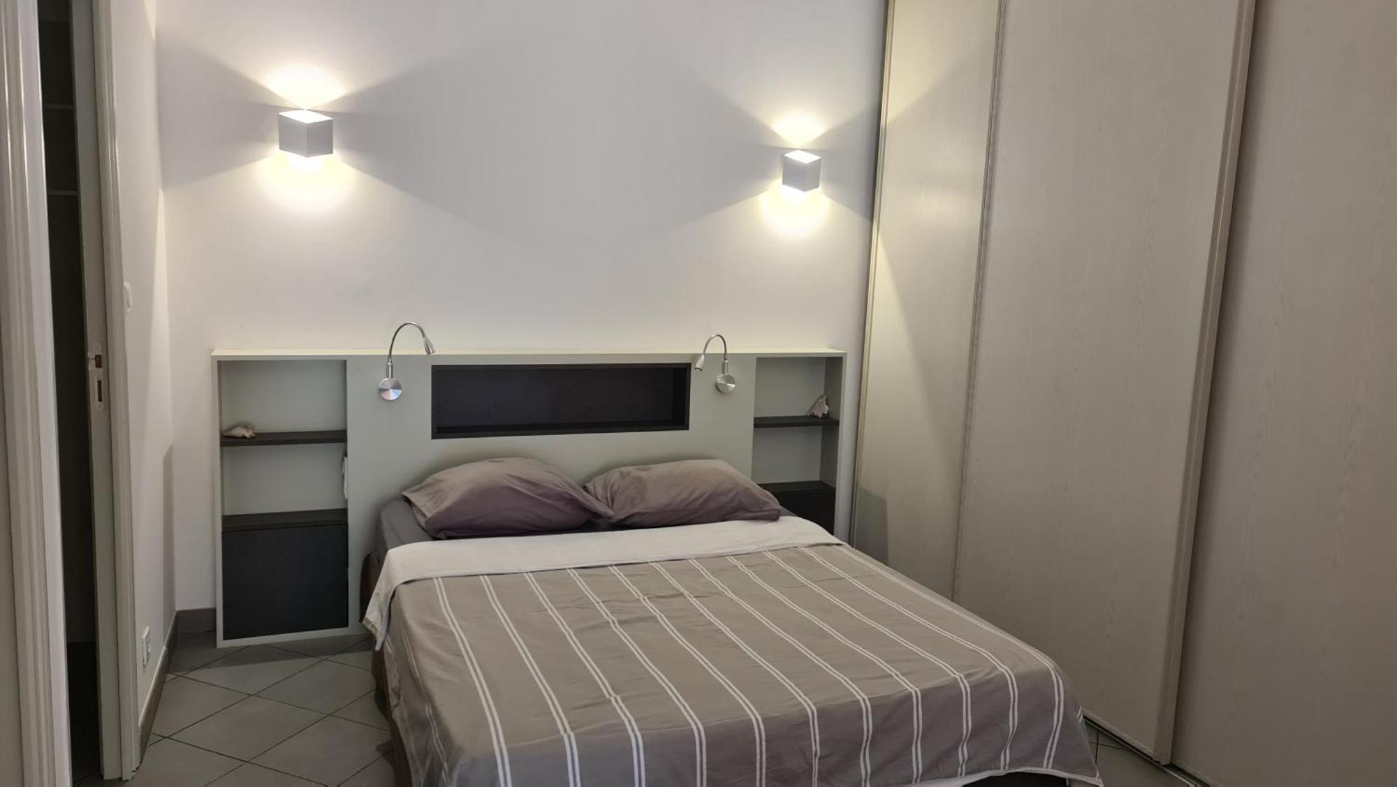 Grand Studio-Loft-Grand Parking-Climatise-Proche Centre Ajaccio  Eksteriør billede